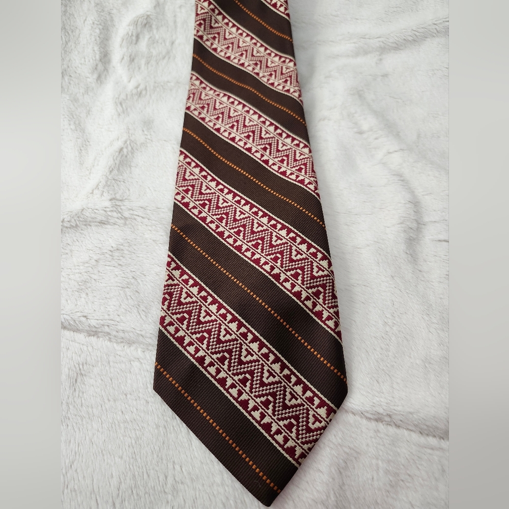 Funky 1970's Beau Brummell Tie  In Brown, Ivory, Red, Orange